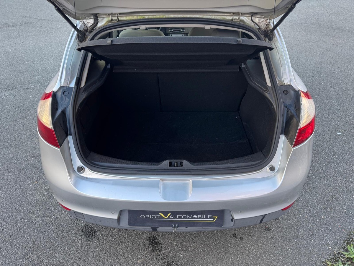 RENAULT Megane III 1.6 E85 (Flexfuel) 110cv Carminat Tom Tom  - Garantie