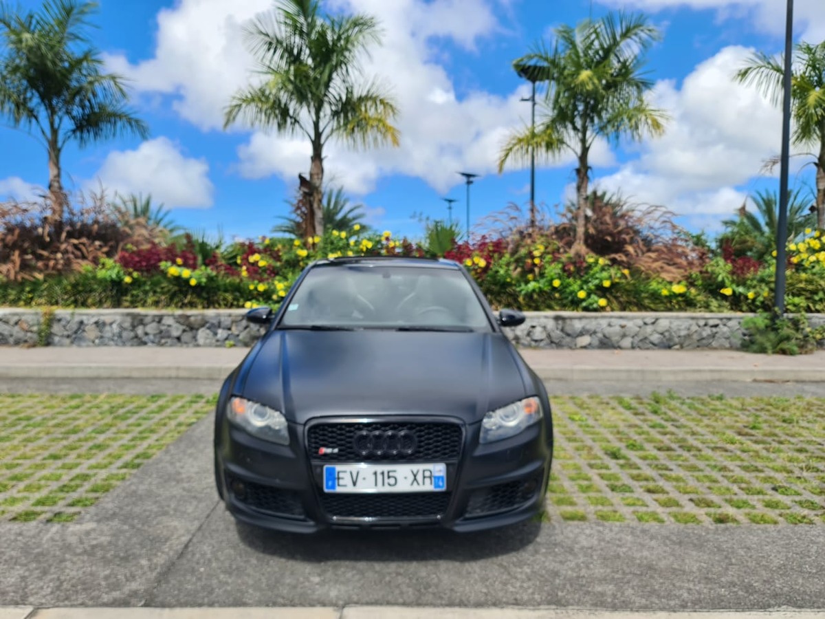 Audi RS4 QUATTRO PACK F1