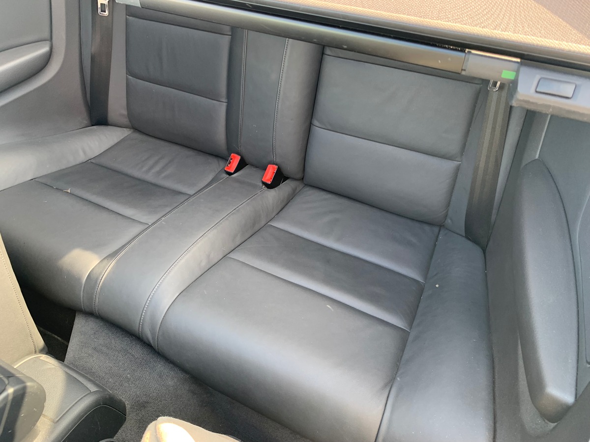 Audi A4 Cabriolet 140 ch | Ambiente | Cuir | Régulateur de vitesse | Climatisation | Capote récente