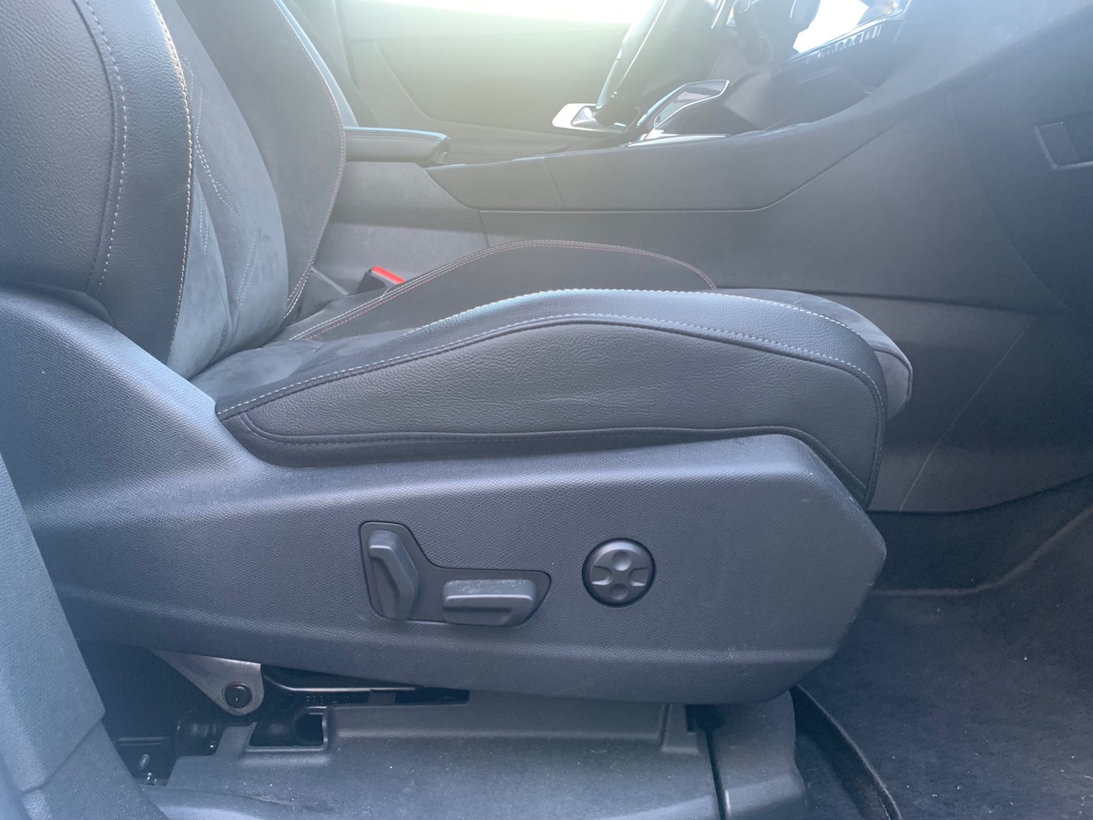 DS DS 7 130 ch | PERFORMANCE LINE + | Caméra de recul | Coffre mains-libres | Sièges électriques