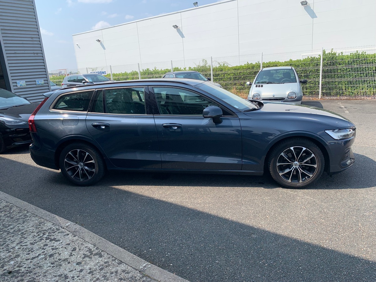 Volvo V60 150 ch | Business Excecutive | Caméra recul | Apple car Play | Cuir | Régulateur vitesse