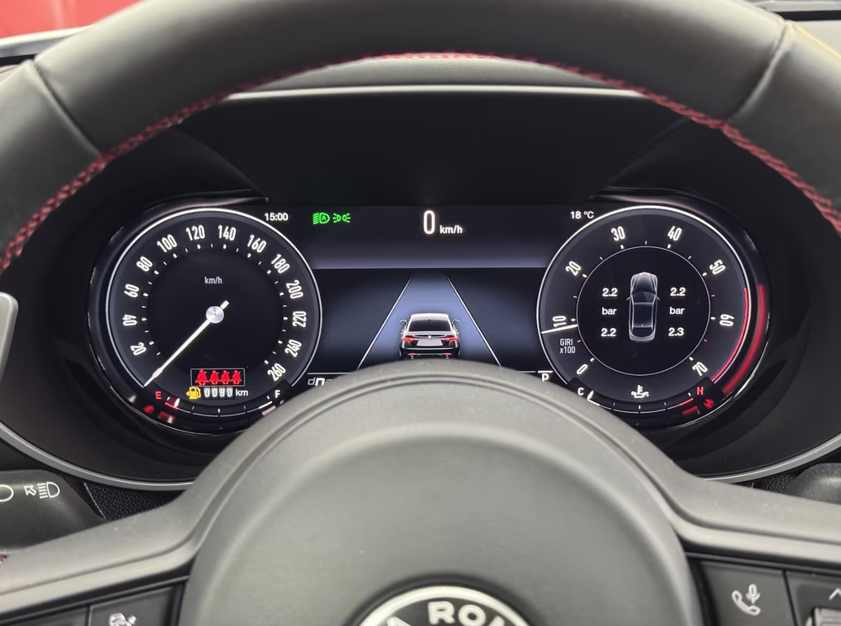 Alfa Romeo Giulia 2.0T 280ch Competizione Q4 AT8/Gris Panarea Mat/Harman-Kardon/Toit ouvrant