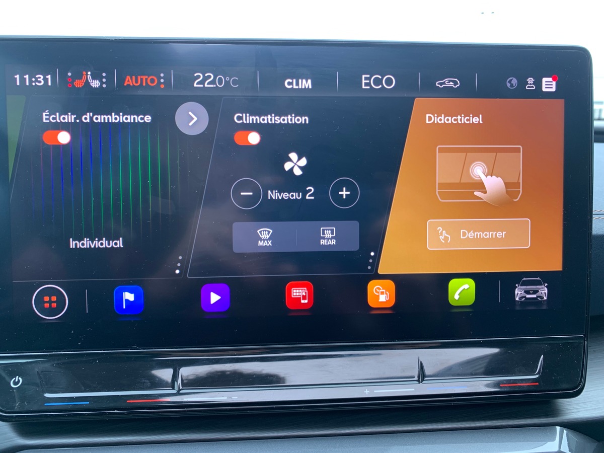 Cupra FORMENTOR E-HYBRID 204 | Business Edition | Cuir | Apple Car Play | Toit ouvrant panoramique