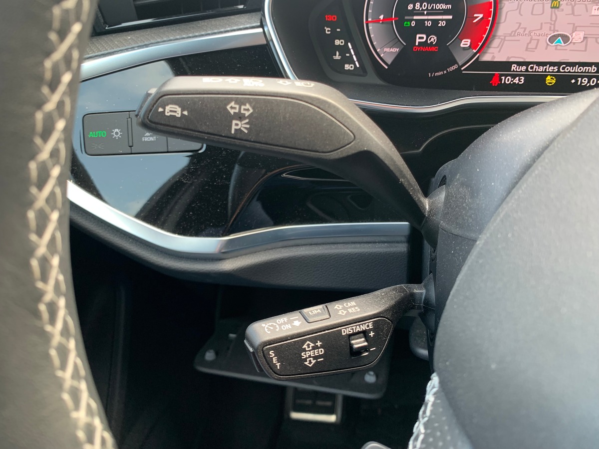 Audi Q3 150 ch | S-Line | Caméra de recul | Apple car Play Android Auto | GPS | Régulateur vitesse