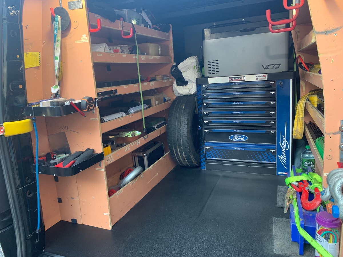 Ford TRANSIT CUSTOM 170 ch | 5 Places | TVA Récupérable