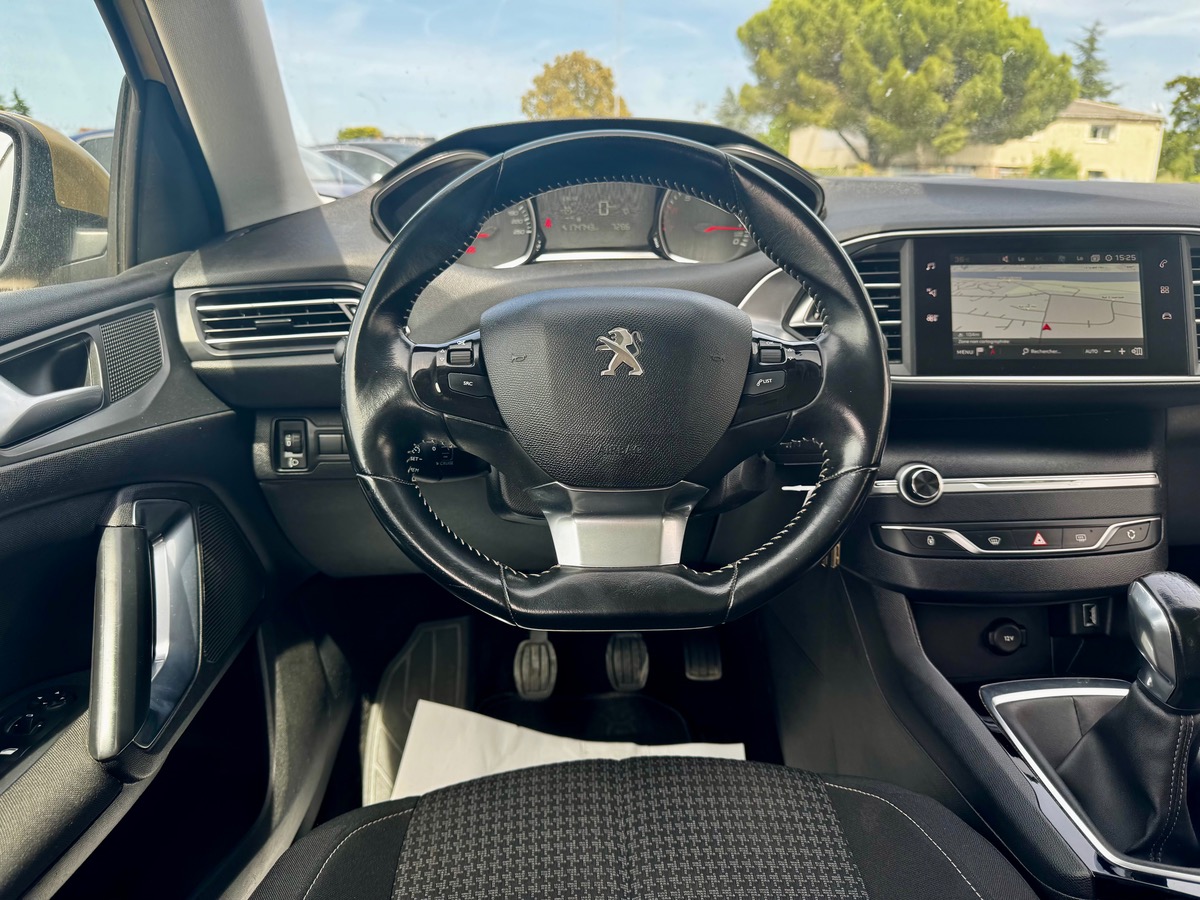 Peugeot 308 1.2L ESSENCE 110 CV S&S BVM5 ACTIVE