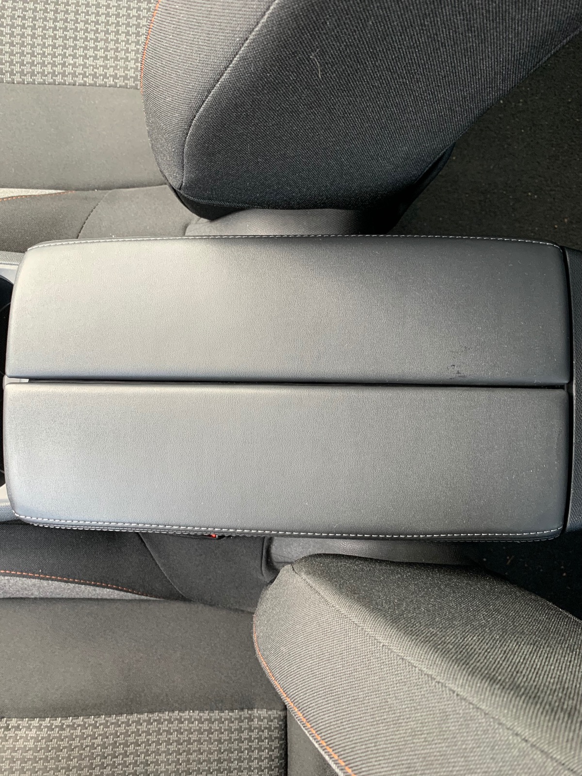 Peugeot 5008 130 ch | 7 Places | Active Pack