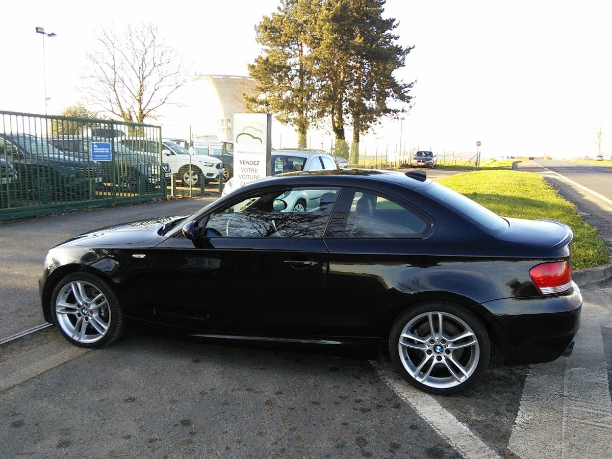 Bmw Série 1 Coupé 135i 3.0 i 24V 306 Pack M - HIStorique entretien et revision faite