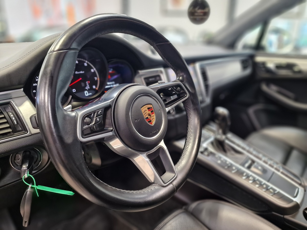 Porsche MACAN TURBO 400cv TOIT OUVRANT/ BOSE/ PDLS+ j
