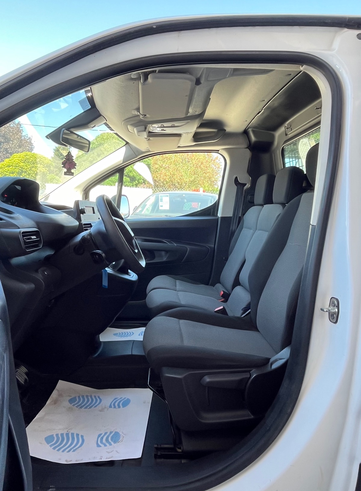 Peugeot Partner 1.5 HDI 76 CV / 1ERE MAIN / TVA RECUPERABLE