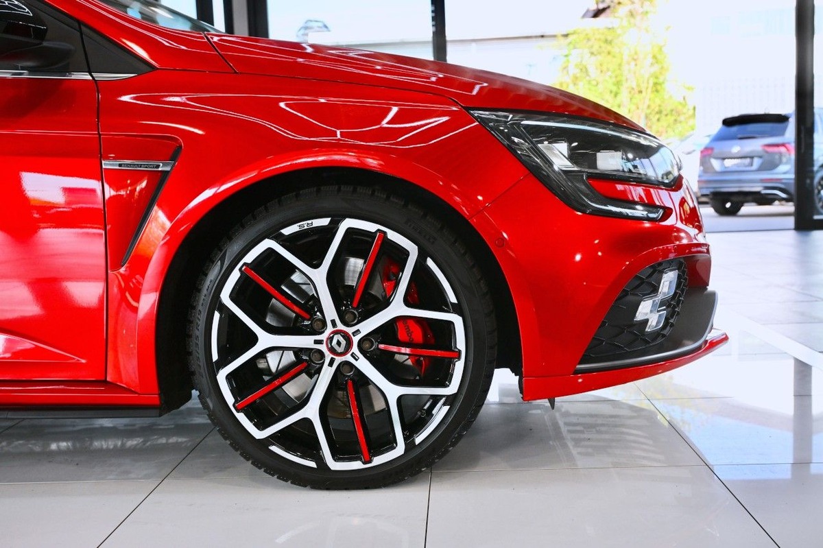 RENAULT Megane IV 1.8 T 300ch RS Trophy