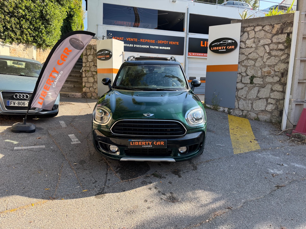 Mini Countryman Cooper 1.5 i 136 CV /1er Main / Toit Ouvrant / Pack Black / Jantes Noires/Cuir