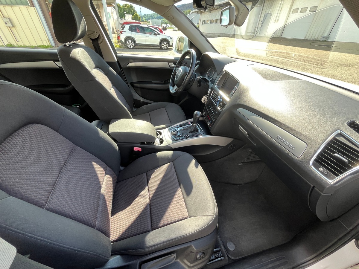 Audi AUDI Q5 V6 3.0 TDI QUATTRO Sline 239ch, ATTELAGE, REGULATEUR, LIMITEUR
