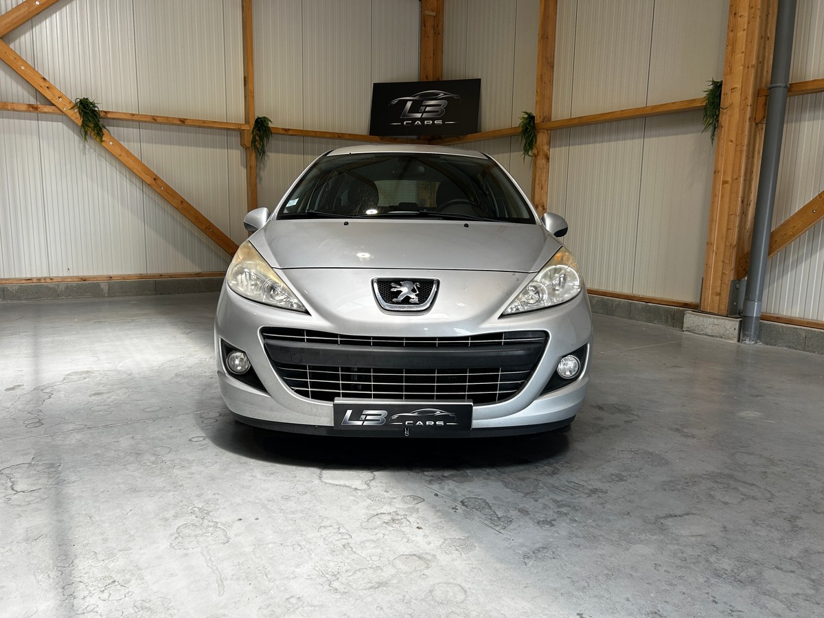Peugeot 207 SW 1.6 HDi FAP 92 cv / DISTRIBUTION ET VIDANGE OK / SUIVI OK / GARANTIE