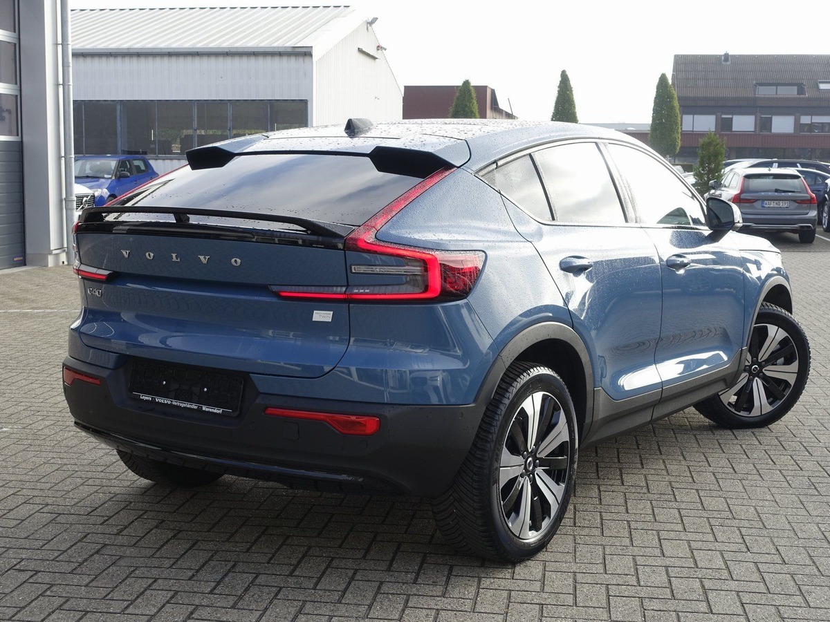 Volvo C40 RECHARGE TWIN 408 FIRST EDITION 75 KW j