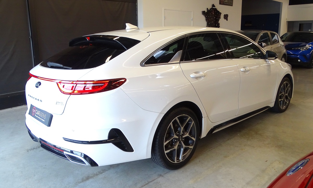 Kia Pro Cee'd 1.4 T-GDI 140 ch ISG DCT7 GT LINE 5P