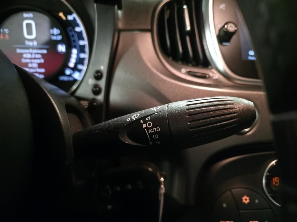 Abarth 500 1.4i 165 Abarth 595C Turismo | Ecran couleur | Mode Sport | Jantes en alliage 17"