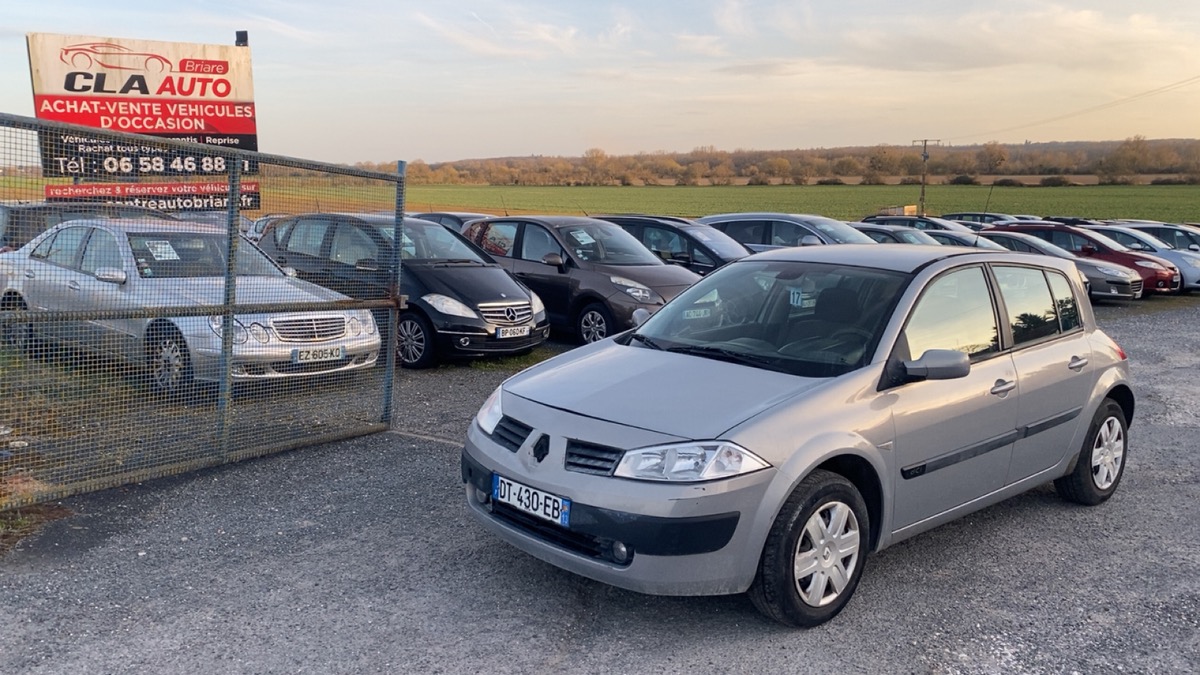 RENAULT Megane 1.5 dci 80cv 240000km petit prix 