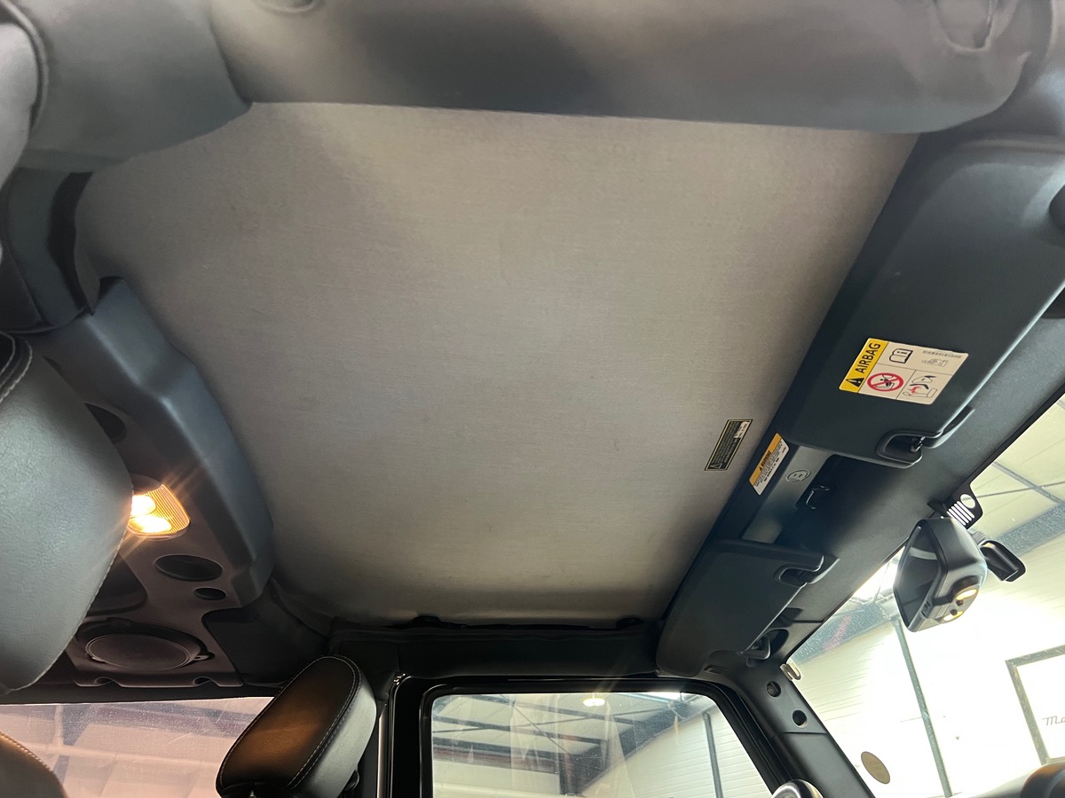 Jeep Wrangler JK 2.8 CRD 200 ch 4WD S&S SAHARA /Rugged Ridge/