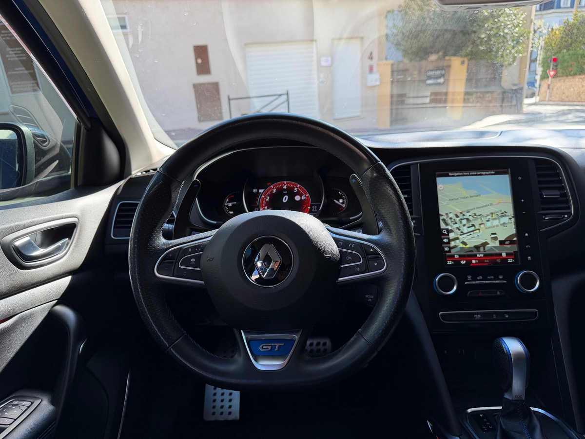 RENAULT Megane GT 1.6 TCE 205 CV 4CONTROL / Ligne D'échappement modifiée / Grand écran / Pack Black