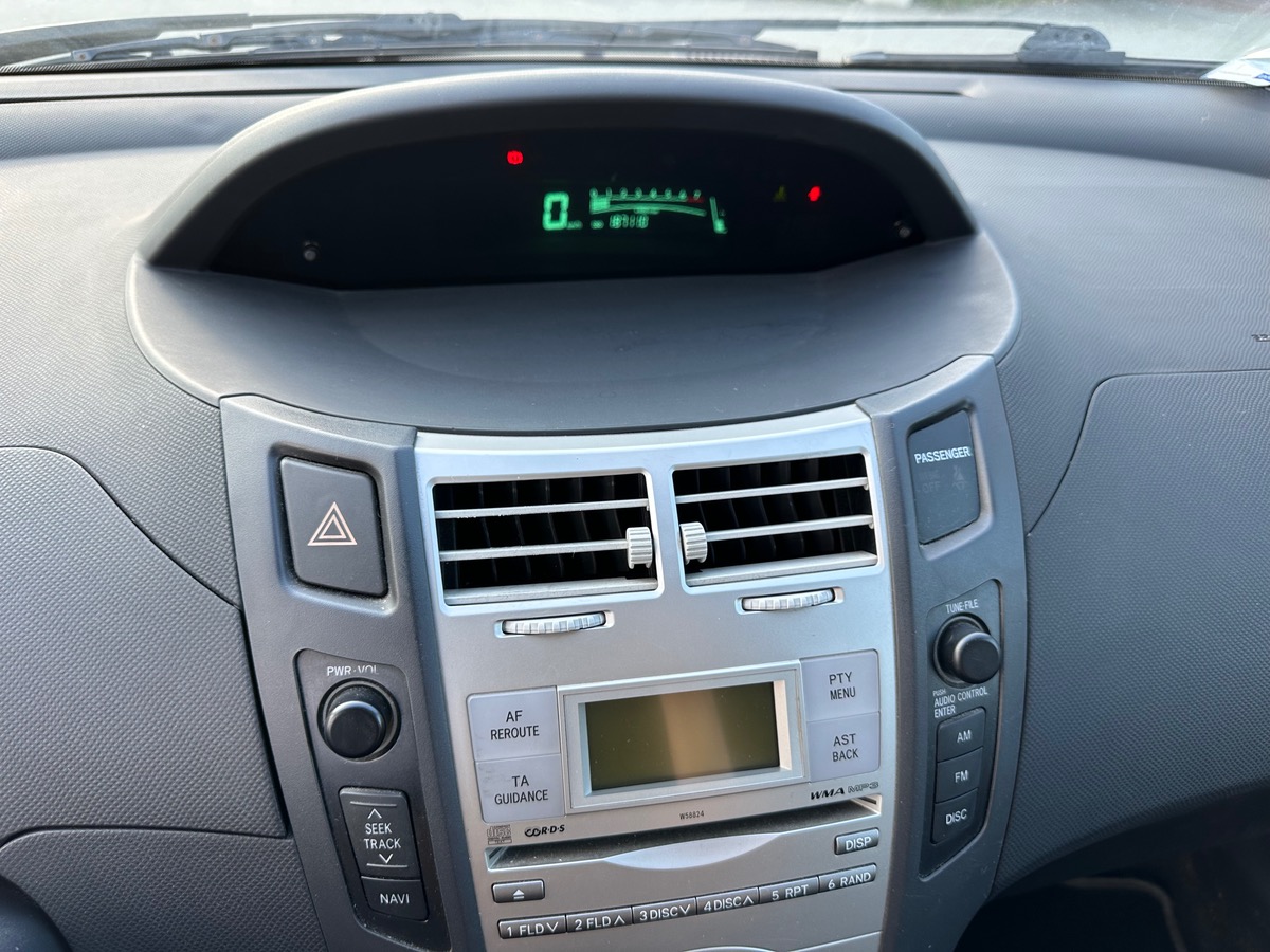 Toyota Yaris 1.0 VVT-i 70 Création - Garantie