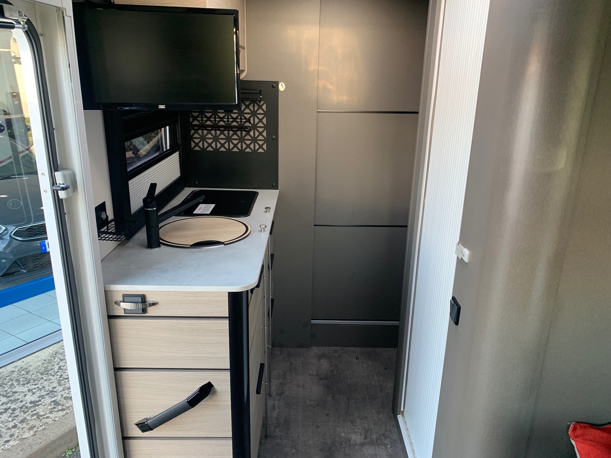 Fiat CHALLENGER 140 ch | OPEN EDITION | Panneau solaire | Batterie lithium 100A | Car Play