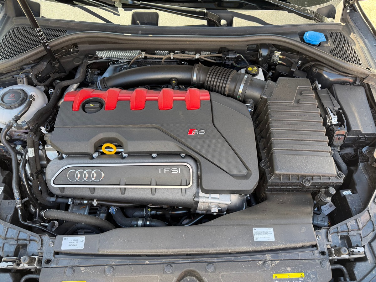Audi RS3 Sportback 8Y2 Facelift 2.5 TFSI 400ch Quattro BAQUETS CARBONE / TOIT OUVRANT / SONOS 3D