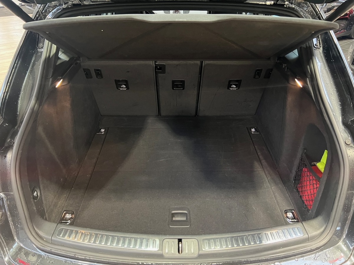 Porsche Macan (2) 2.0 245 PDK7