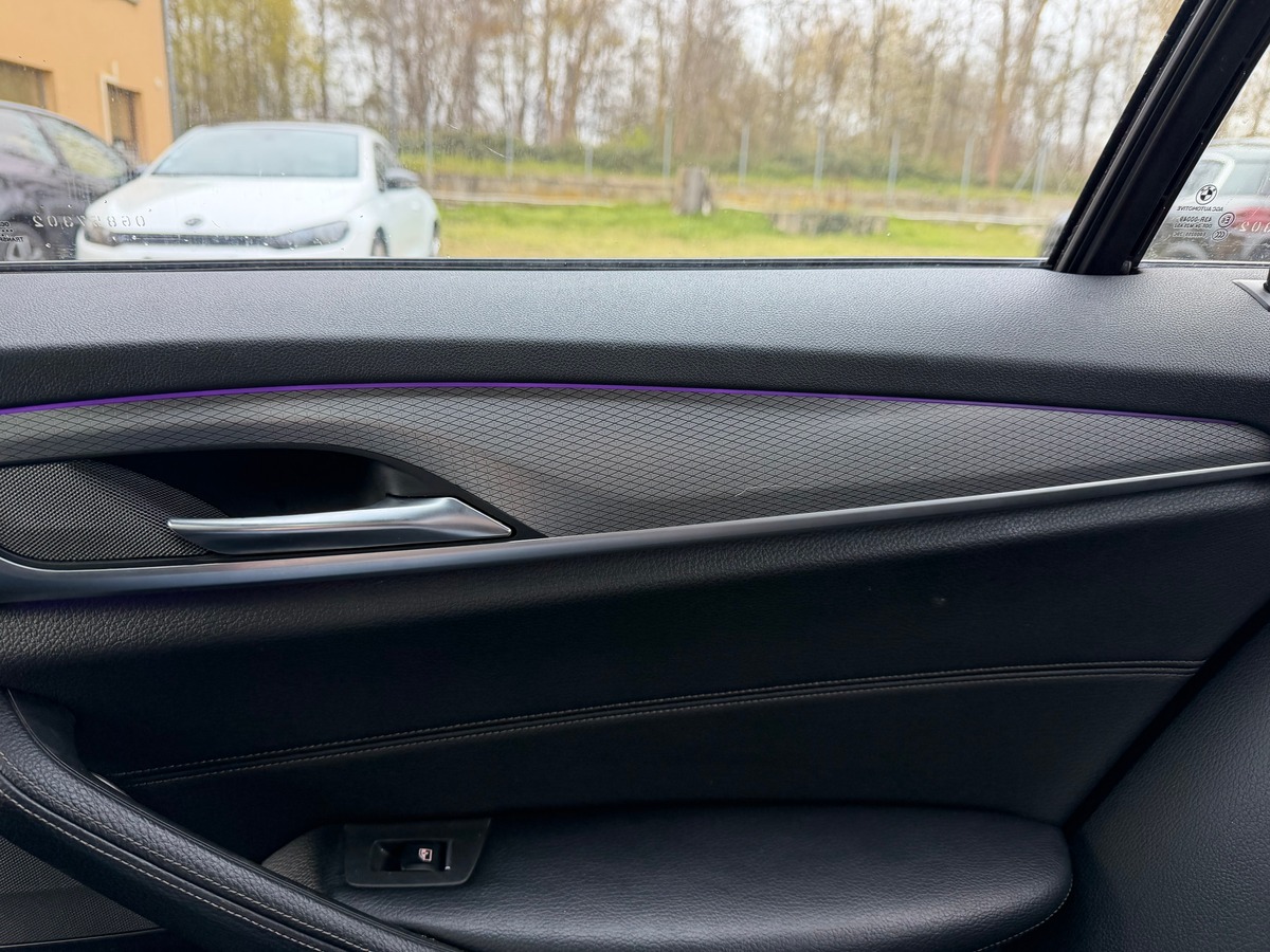 Bmw Série 5 G30 520D xDrive 190 ch BVA 8 M Sport Harman Kardon / Toit ouvrant / Caméra 360°