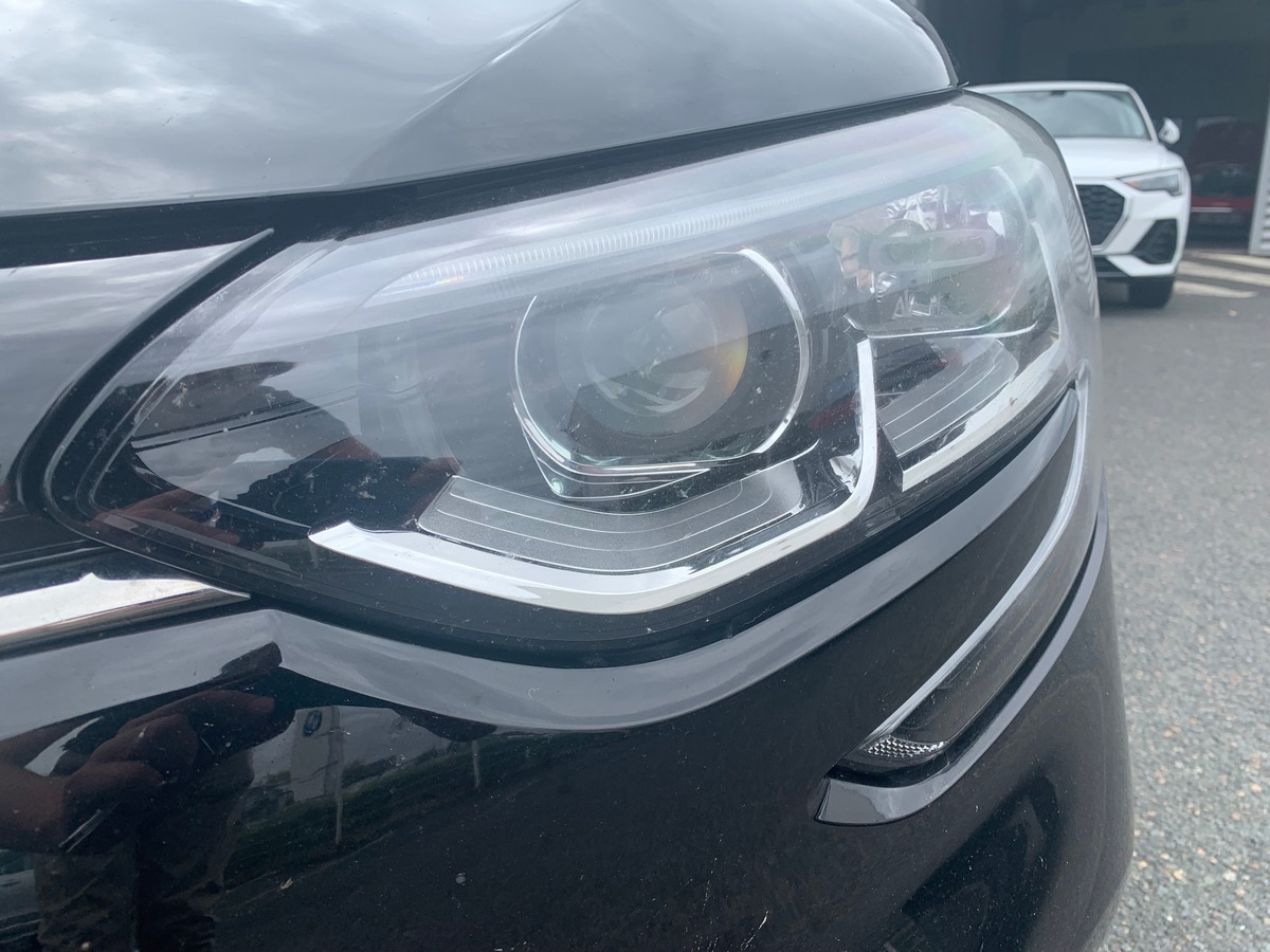 RENAULT Megane IV 100 chevaux | Limited | Caméra de recul | Régulateur de vitesse | GPS | Bluetooth