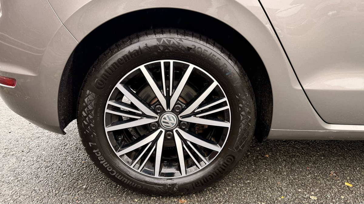 Volkswagen Golf Sportsvan 1.4 TSI 125ch BlueMotion Technology ALLSTAR DSG7 -Toit ouvrant-CarPlay