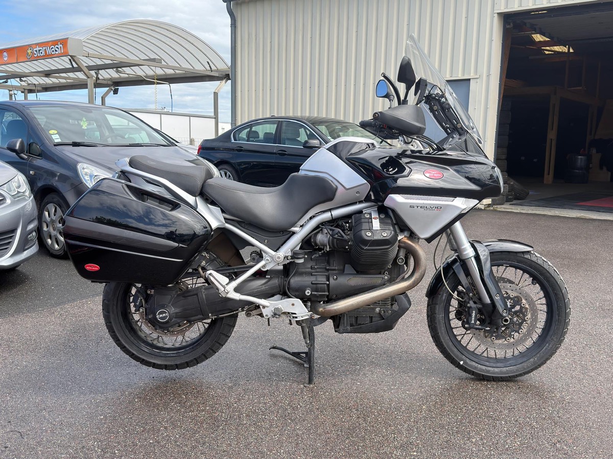 Moto Guzzi STELVIO 1200