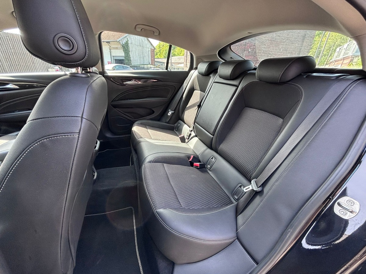 Opel Insigna Grand Sport 1.5 TURBO 165 INNOVATION - APPLE CARPLAY