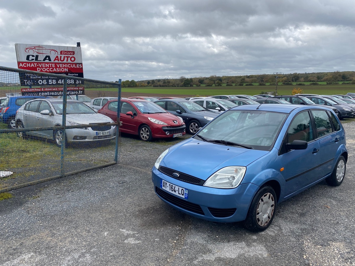 Ford Fiesta 1.4 tdci 70cv petit prix garantie 3 mois 