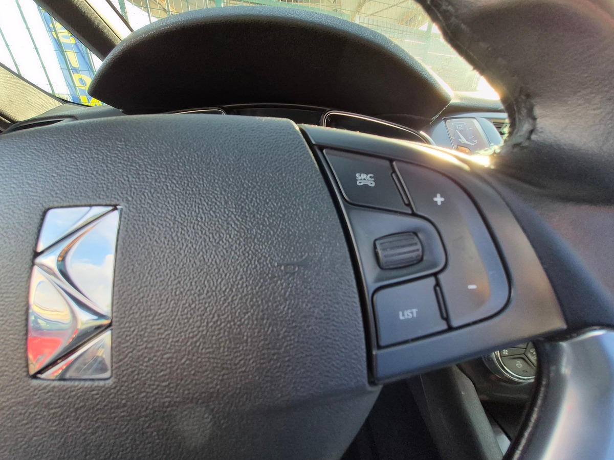 Citroën DS5 e-HDI 115 EXECUTIVE BMP6