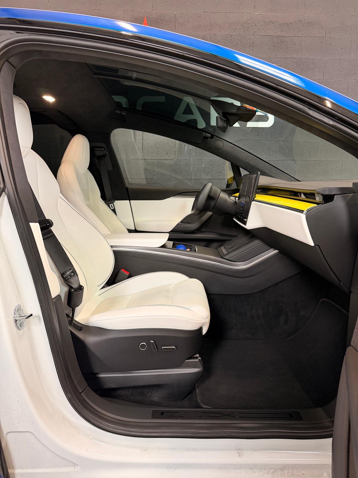Tesla Model X PLAID 1020 CH