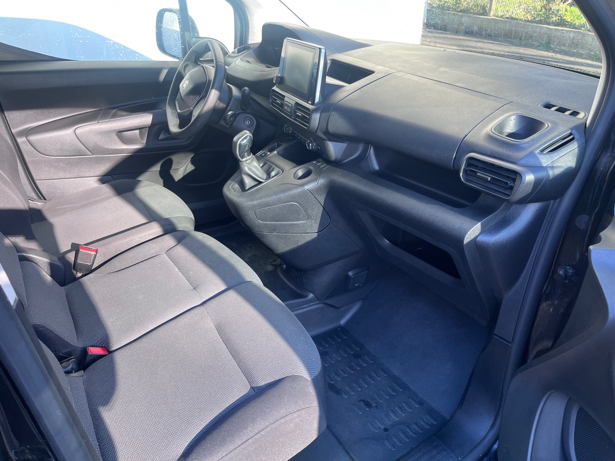 Peugeot Partner PEUGEOT PARTNER  1.5 BlueHDi 100  ch Diesel