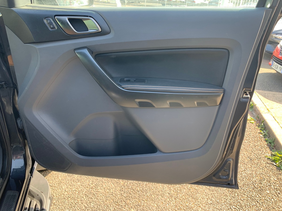 Ford Ranger 200 | 3.2TDCI 4x4 | Wildtrak | 5 Places | Attelage | Caméra recul | GPS | Apple car Play