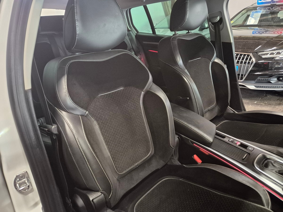 RENAULT Megane ESTATE 1.5 DCI 115 EDC6 PACK INTENS
