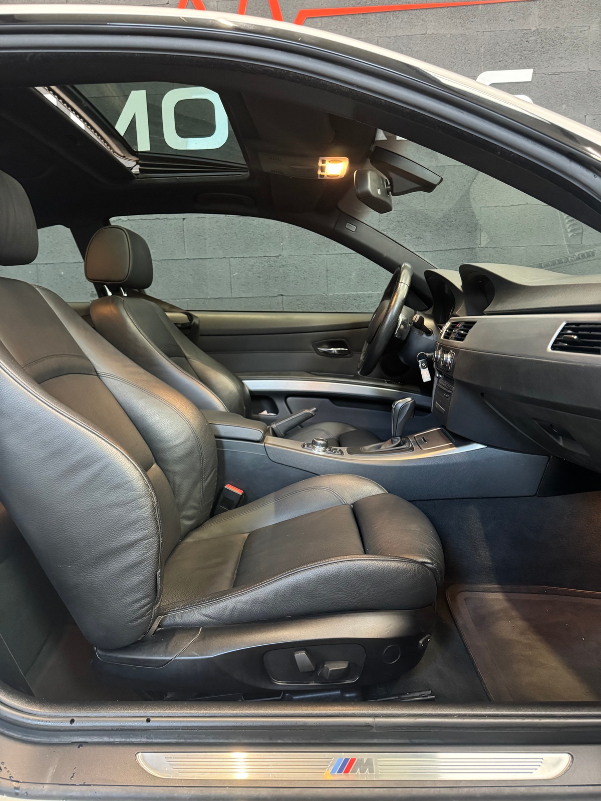 Bmw Série 3 E92 335 DA 286 SPORT DESIGN PACK M