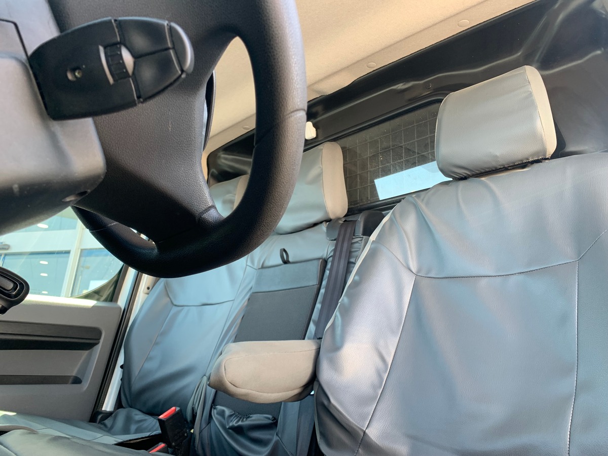 Toyota ProAce 120 chevaux | 3 Places | Medium | Apple car play | GPS | Régulateur de vitesse | Radar