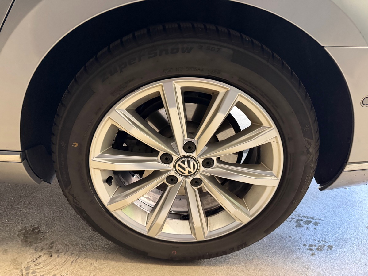 Volkswagen Passat SW Carat 2.0 tdi 150ch DSG Kit Distribution Ok
