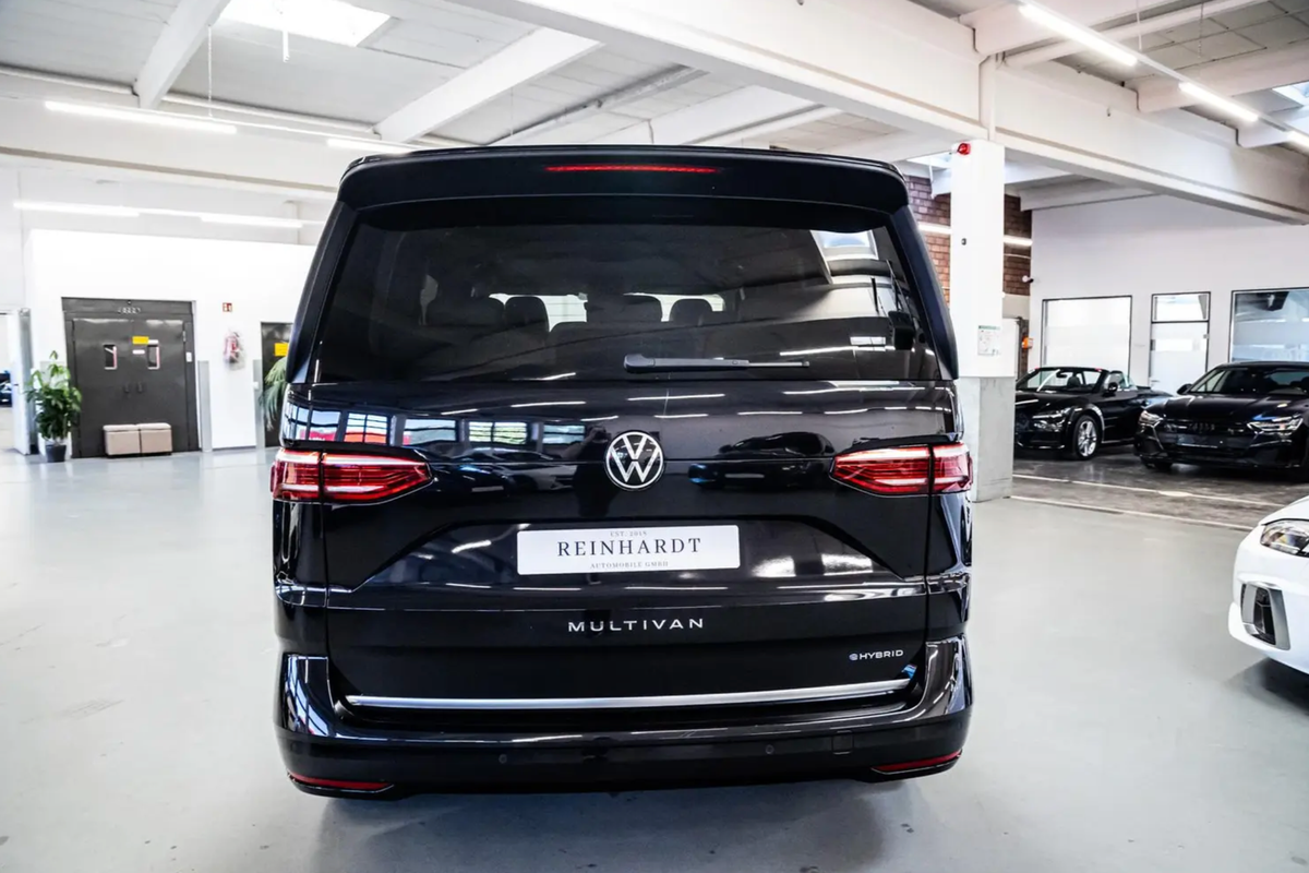 Volkswagen Multivan VII 1.4 eHybrid 218ch Style Court DSG6