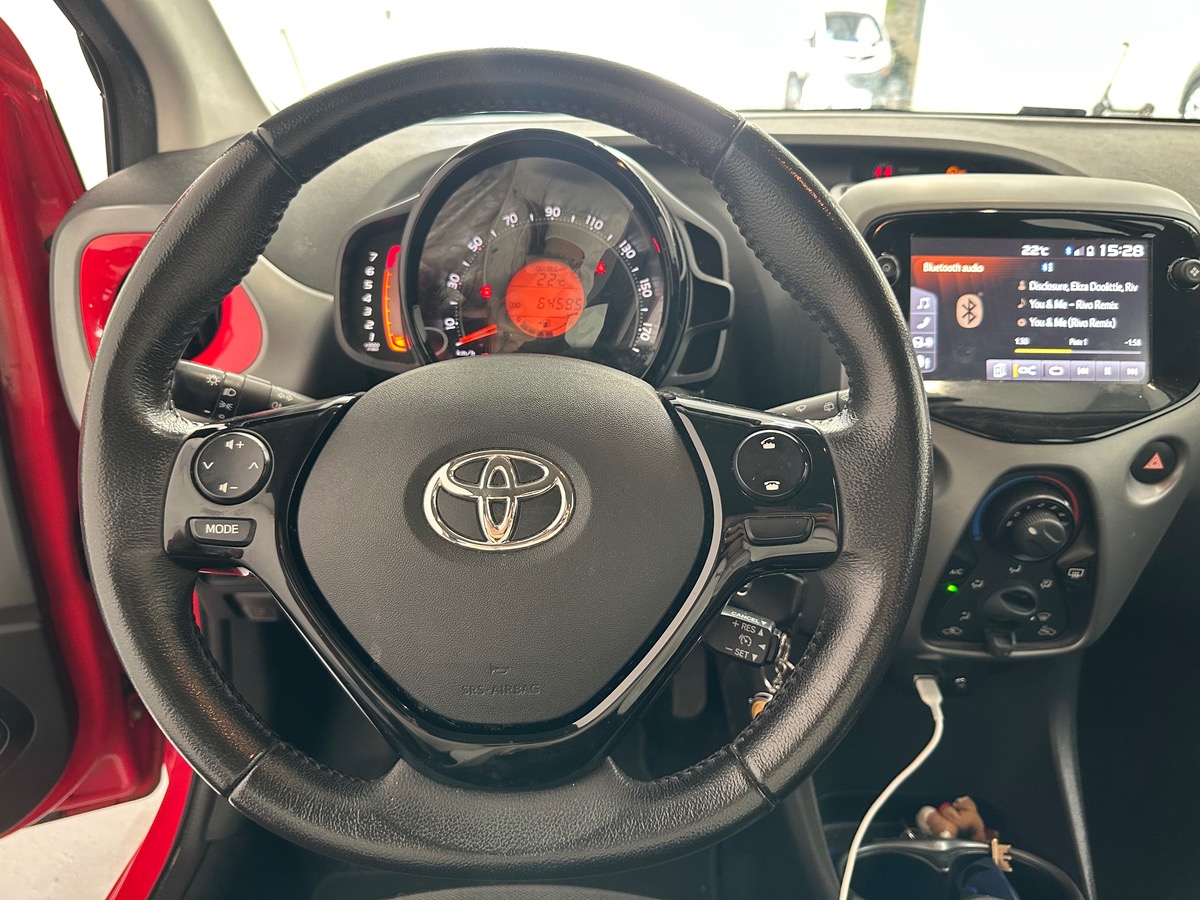 Toyota Aygo 1.0 VVT-i 72ch x-play 3P MY19