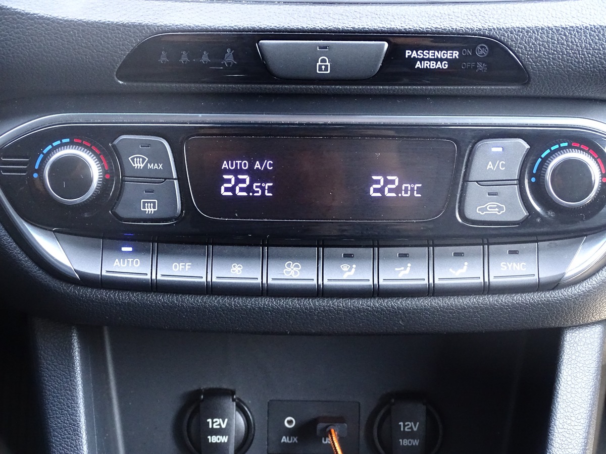 Hyundai i30 III 1.0 T-GDI 120 EDITION MONDIAL