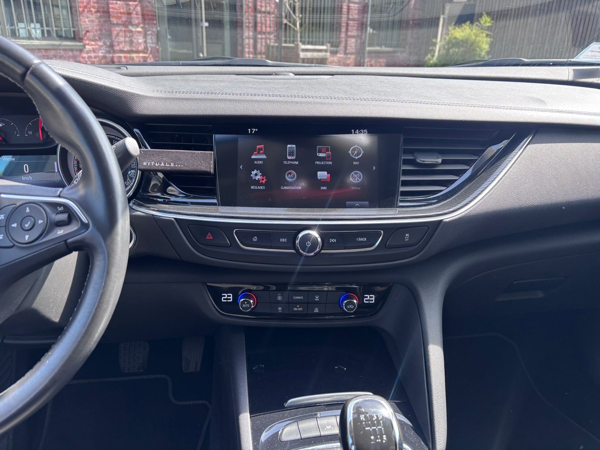 Opel Insigna Grand Sport 1.5 TURBO 165 INNOVATION - APPLE CARPLAY