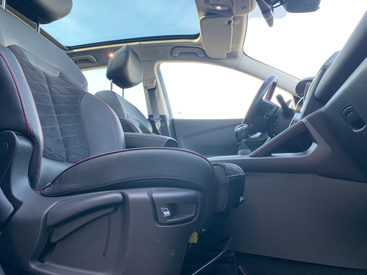 RENAULT Kadjar 150 ch | Black Edition SL | 4WD | Toit Panoramique | Caméra recul | Attelage | BOSE