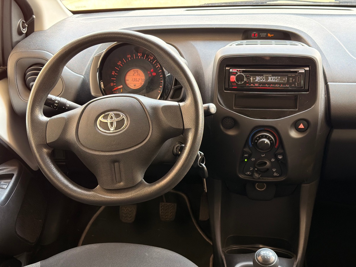 Toyota Aygo II 1.0 69cv X-play - idéal jeune conducteur