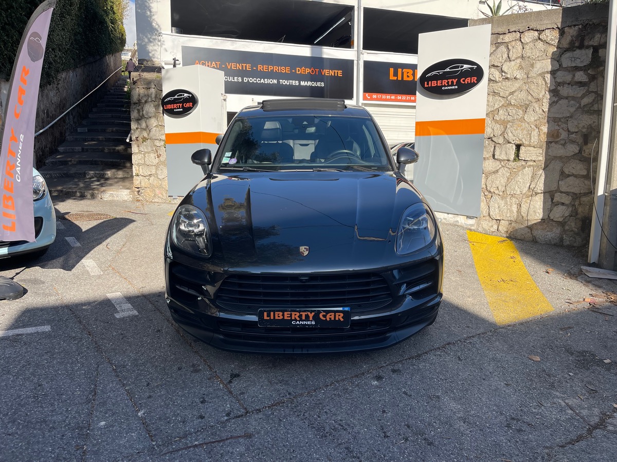 Porsche Macan 2.0 245 CV AWD / Toit ouvrant / Pack Chrono / Pack Black / Intérieur Cuir