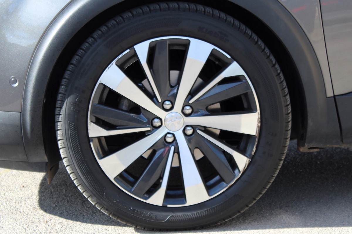 Peugeot 3008 II 2.0 BLUEHDI 180 ch GT EAT6 + CARPLAY + CUIR